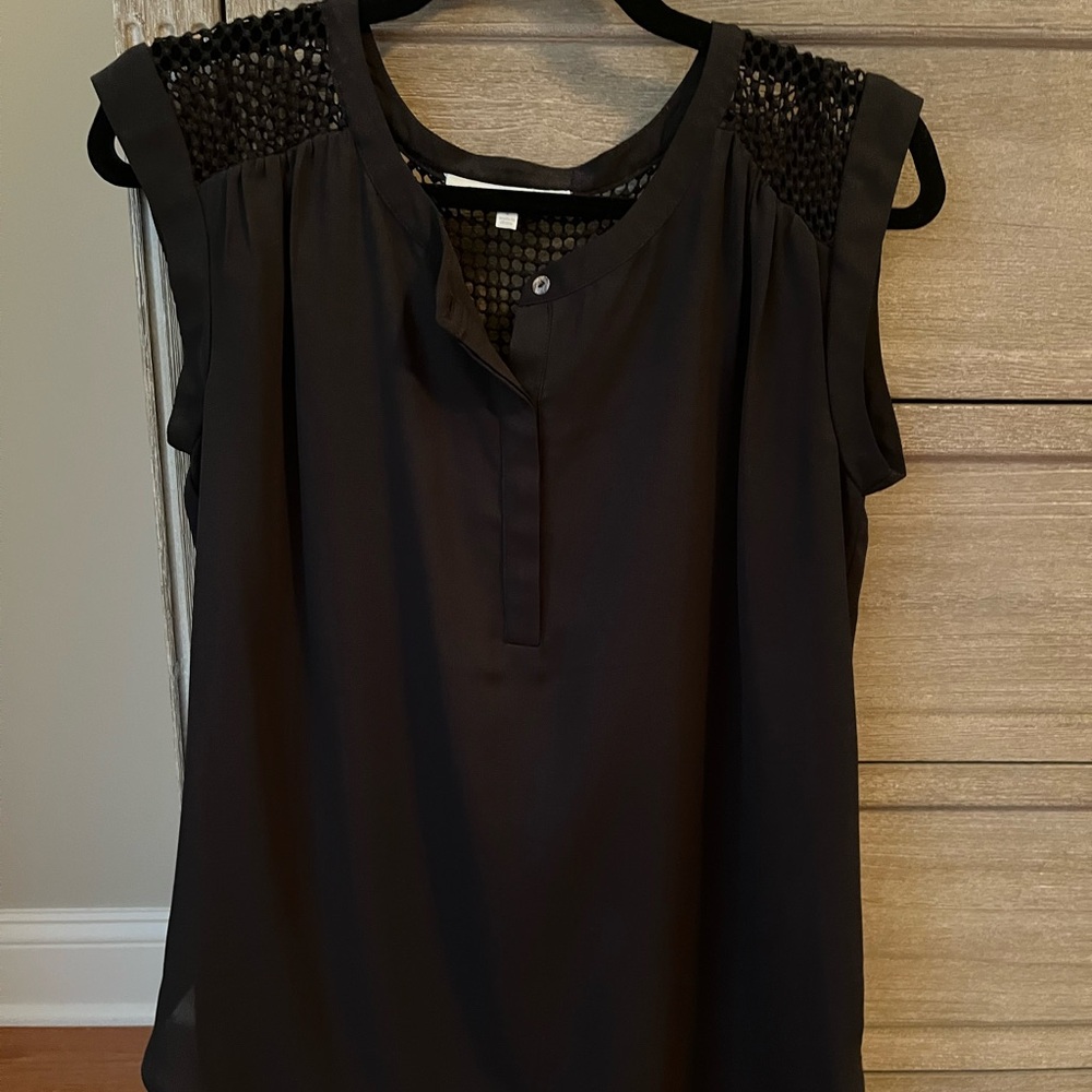 Daniel Rainn Black Sleeveless Blouse with Crochet Detail
